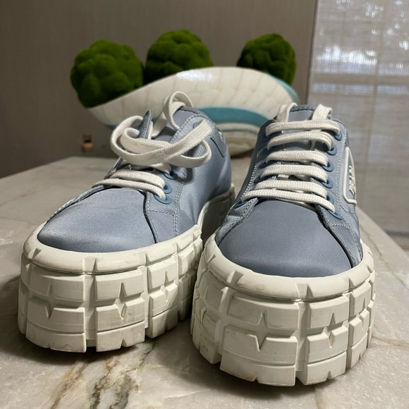 PRADA NYLON PLATFORM SNEAKERS 39 POWDER BLUE - Picture 2 of 8